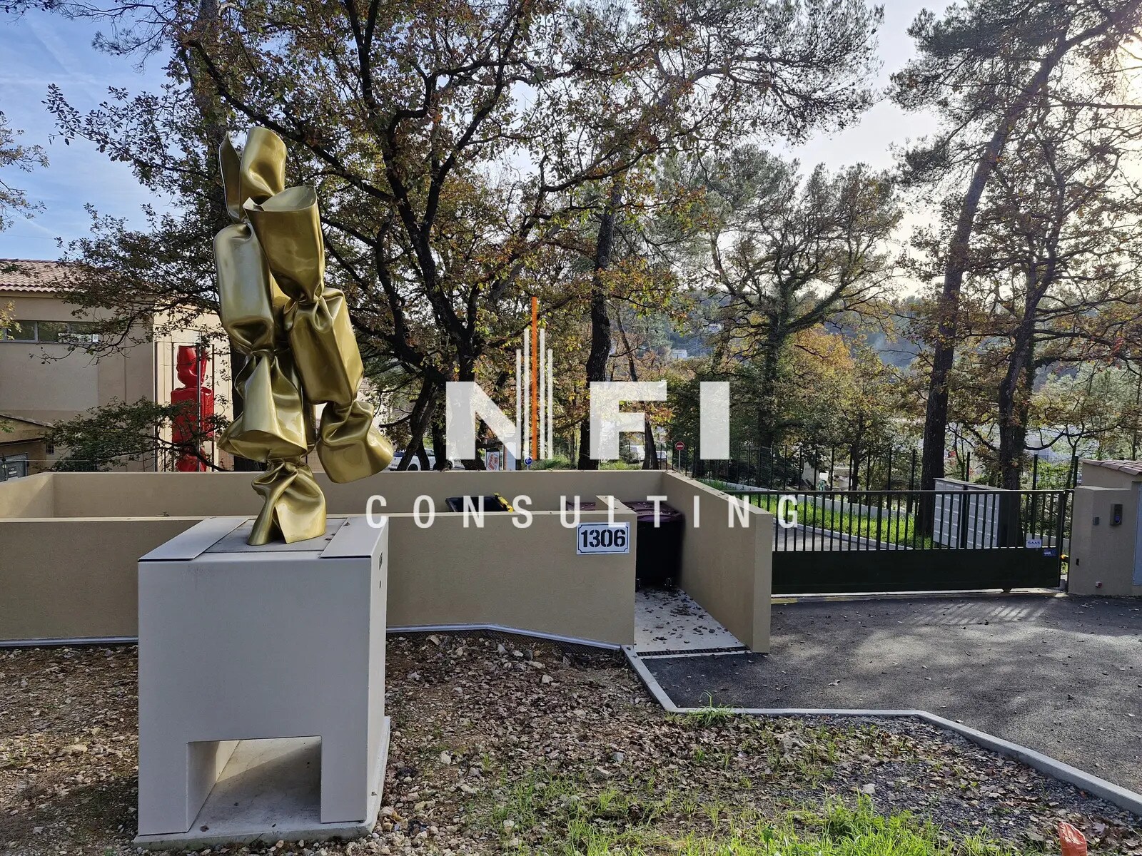 Flex in Valbonne for lease Building Photo- Image 1 of 4