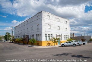 902 S 1st Ave, Pocatello ID - Warehouse