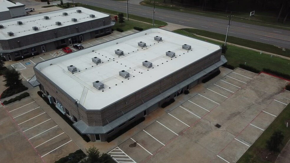 2519 N Frazier St, Conroe, TX for lease - Commercial Listing Video - Image 2 of 19