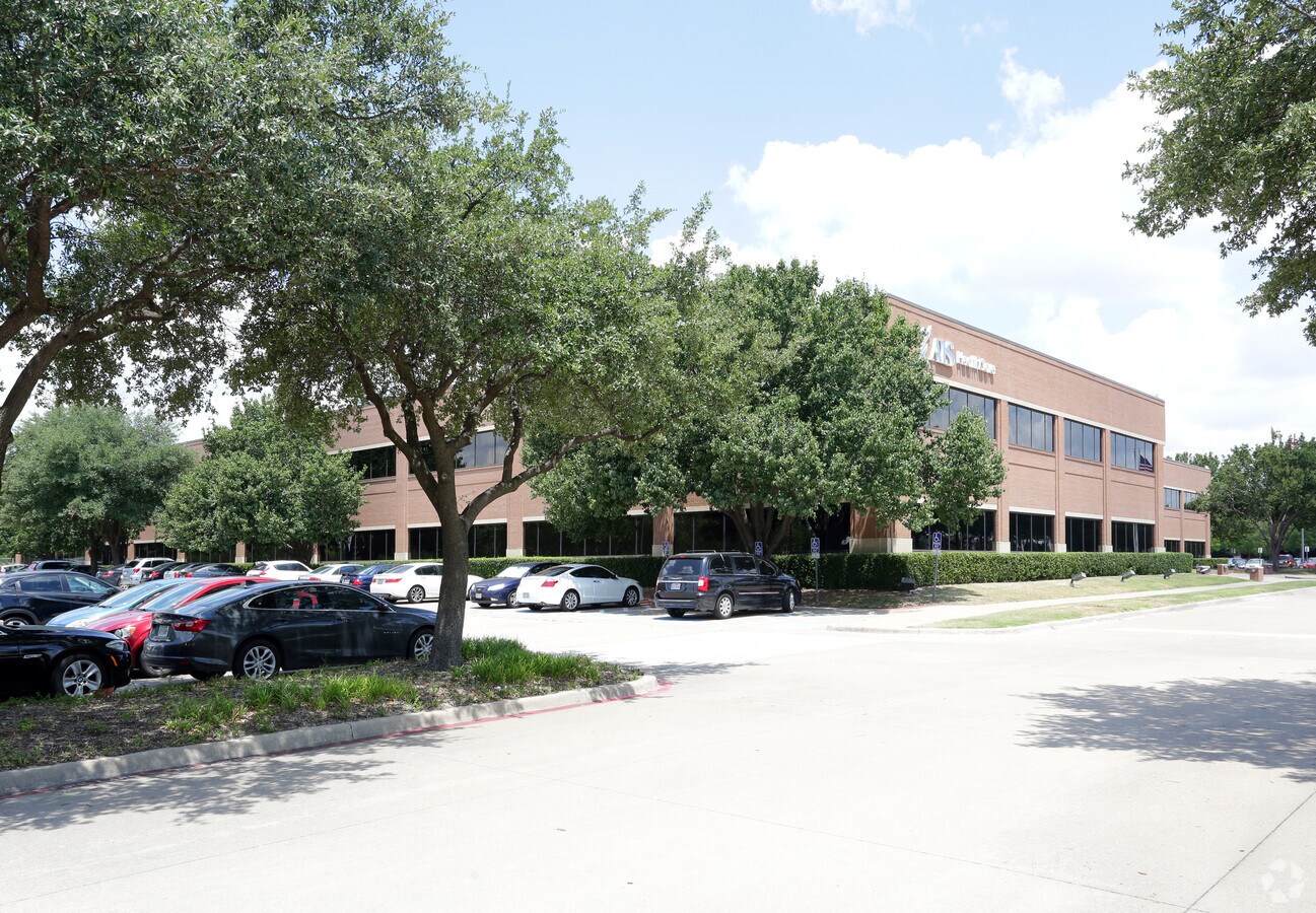 18451 Dallas Pkwy, Dallas, TX 75287 Property Record