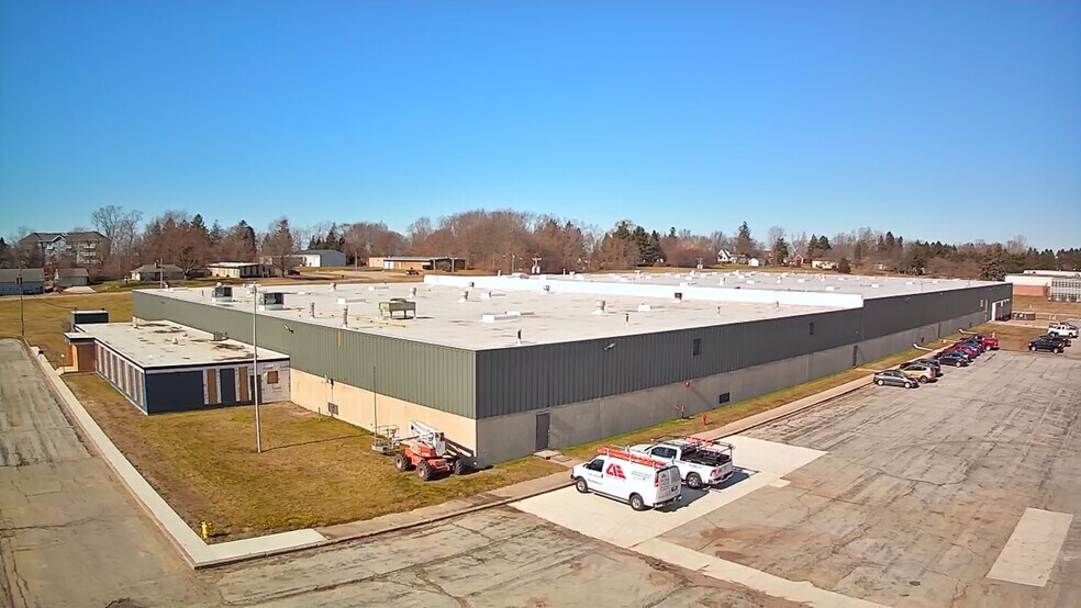 125 Hawthorne Ave, Saint Joseph, MI for sale - Building Photo - Image 1 of 1