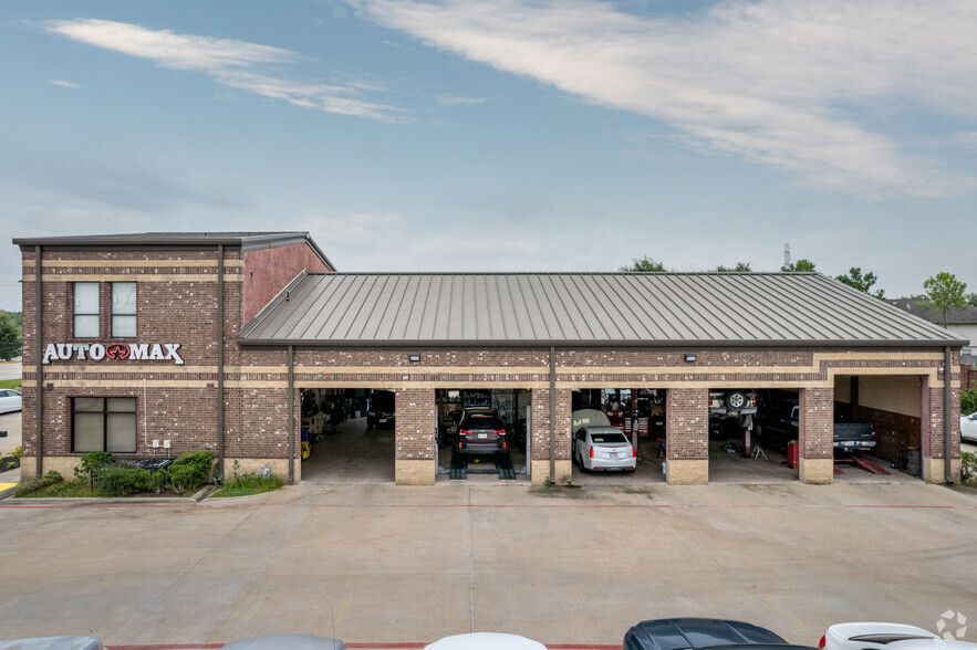 3007 Texas Pky, Missouri City, TX for lease - Building Photo - Image 2 of 11