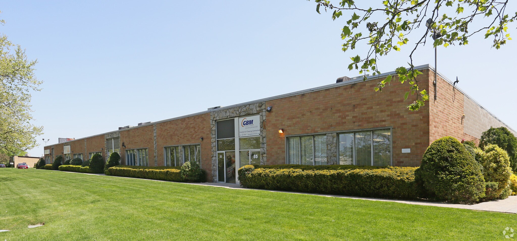 85-101 Marcus Blvd, Hauppauge, NY for sale Primary Photo- Image 1 of 1