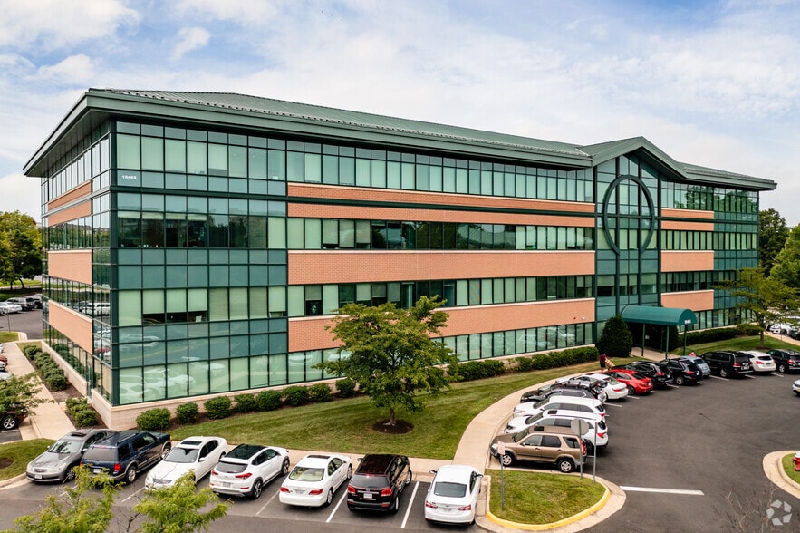 19465 Deerfield Ave, Lansdowne, VA for sale - Building Photo - Image 2 of 15