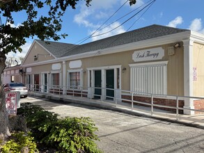 2720 E Oakland Park Blvd, Fort Lauderdale, FL for lease Building Photo- Image 2 of 9