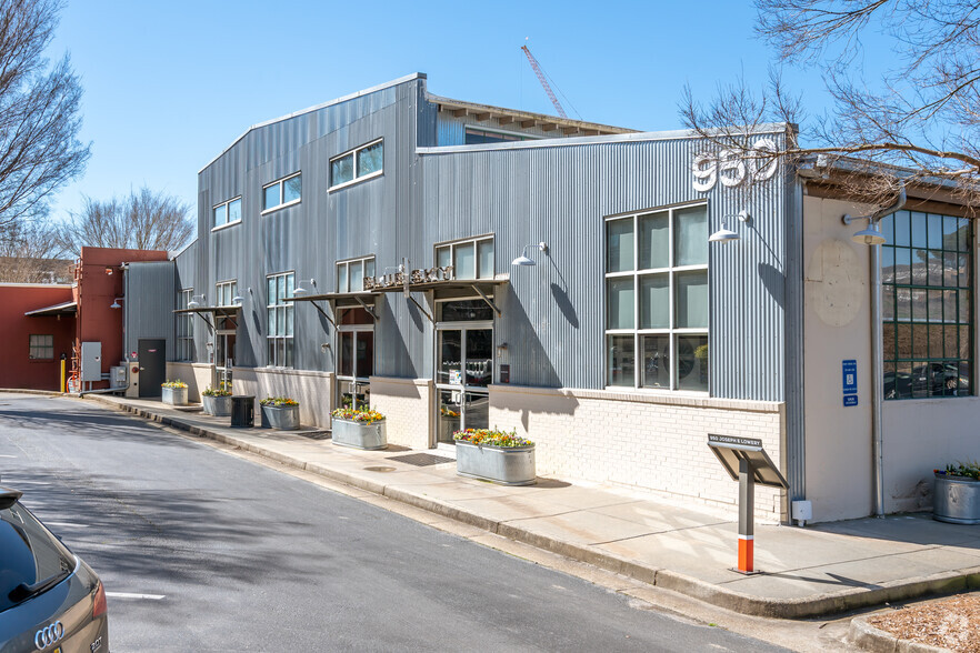 950 Joseph E Lowery Blvd NW, Atlanta, GA for lease - Building Photo - Image 1 of 16