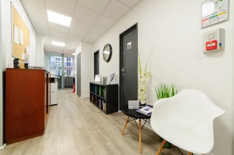 76 Rue Saint-Lazare, Paris for lease Interior Photo- Image 1 of 8