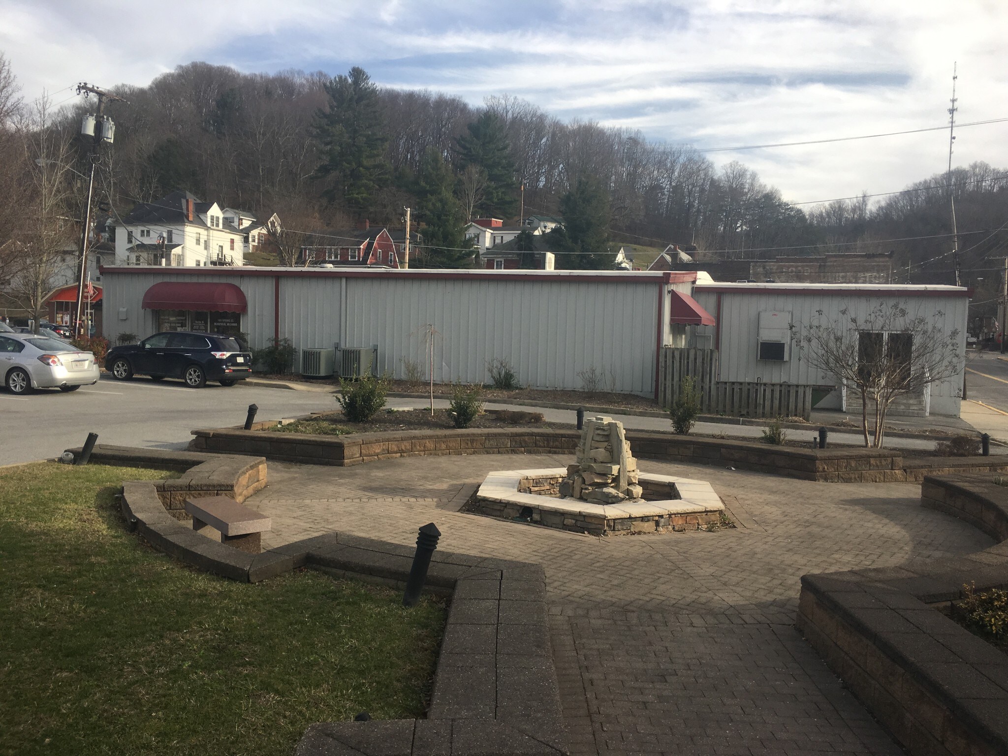 103 Spring St, Bluefield, VA for sale Building Photo- Image 1 of 1