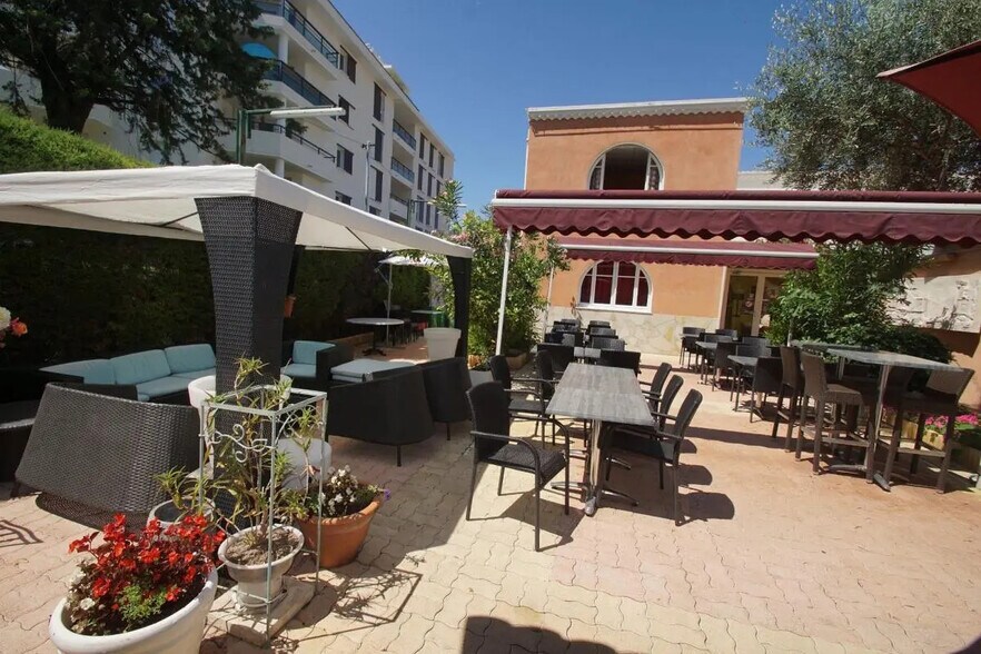 Retail in Cagnes-sur-Mer for sale - Building Photo - Image 2 of 5