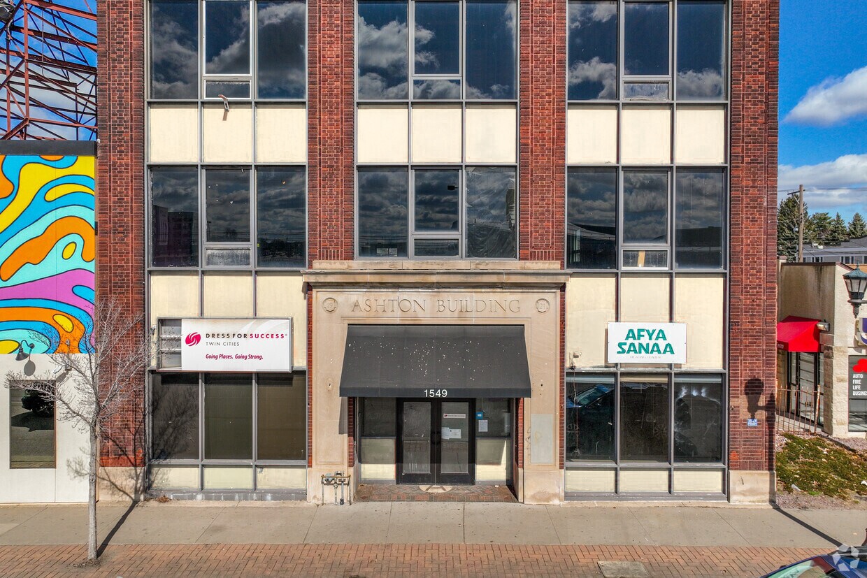 1549 University Ave W, Saint Paul, MN for lease Building Photo- Image 1 of 26