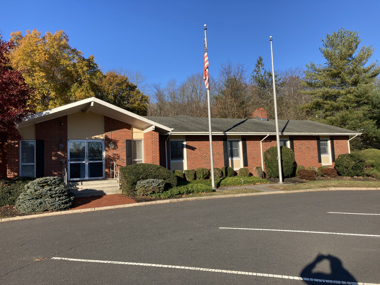 130 Route 31 N, Pennington, NJ for lease - Building Photo - Image 1 of 6