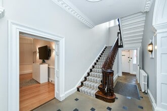 64-66 St. James's St, Nottingham for lease Interior Photo- Image 1 of 4