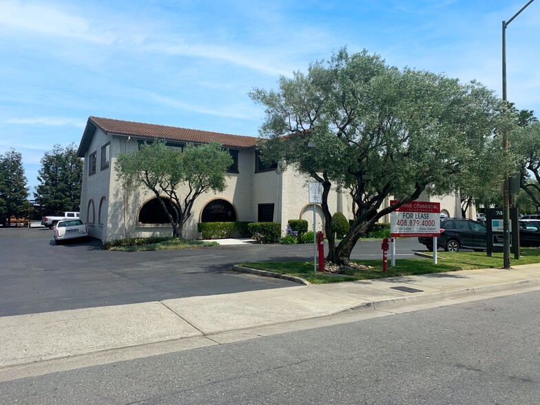 740 Camden Ave, Campbell, CA for lease - Building Photo - Image 1 of 6