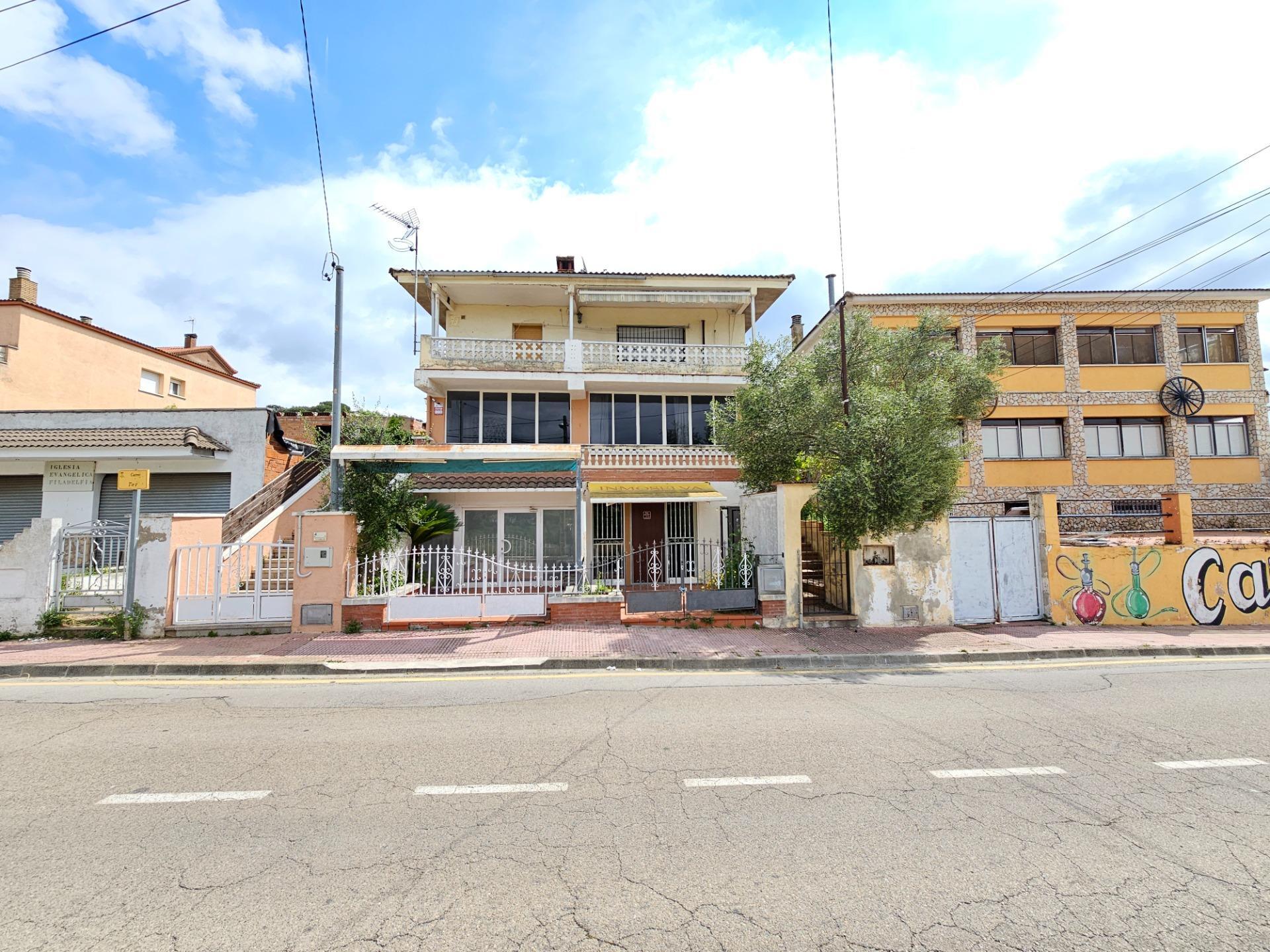 Retail in Maçanet de la Selva, Gerona for sale Building Photo- Image 1 of 2