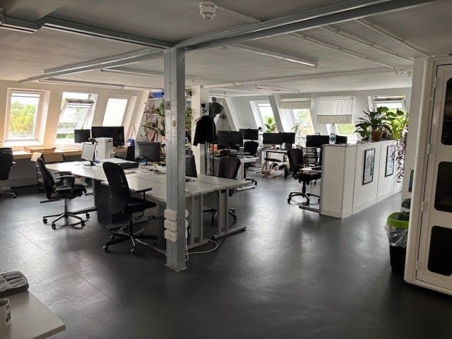 113-115 Fonthill Rd, London for lease - Interior Photo - Image 3 of 7