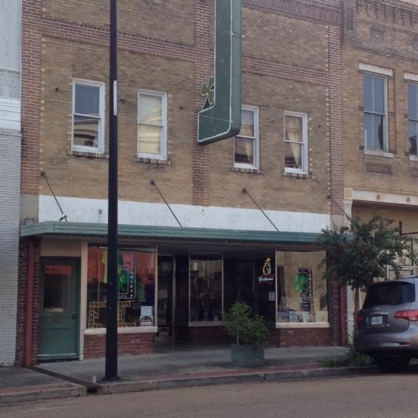 414 Main St, Natchez, MS for sale - Building Photo - Image 1 of 1