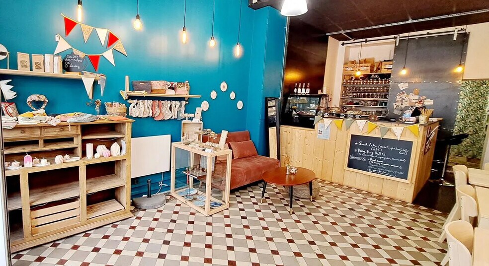 Retail in Bordeaux for lease - Interior Photo - Image 3 of 3