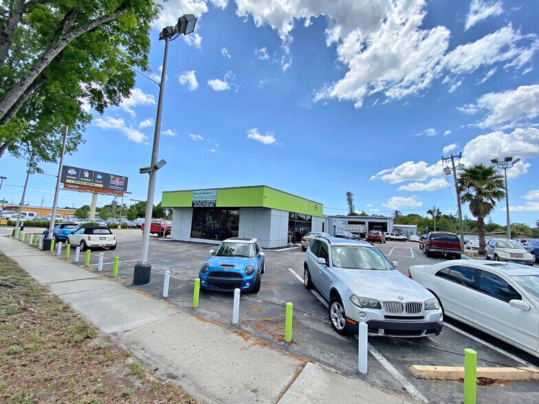 3388 Fowler St, Fort Myers, FL 33901