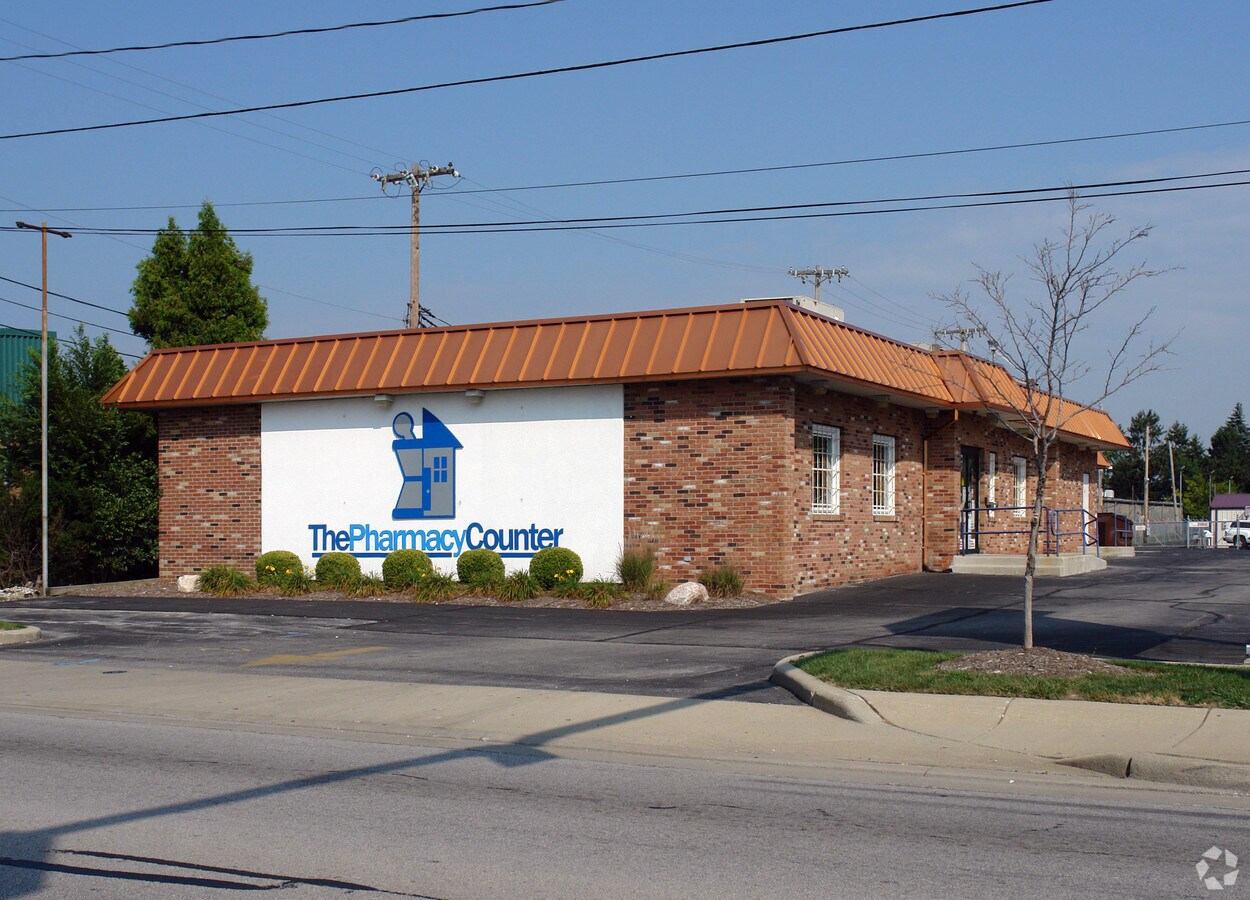 2701 Navarre Ave, Oregon, OH 43616