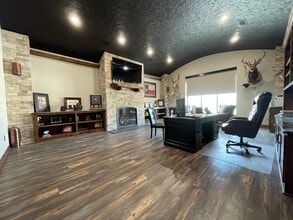4640 S Treadaway Blvd, Abilene, TX for lease Interior Photo- Image 2 of 6