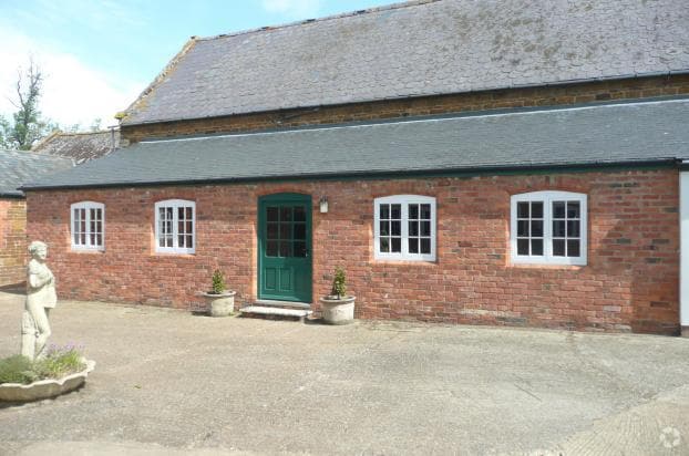 Old Rd, Northampton for sale Primary Photo- Image 1 of 1