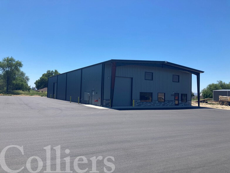 3749 E Comstock Ave, Nampa, ID for lease - Building Photo - Image 2 of 2