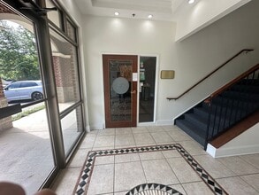 342 N Main St, Alpharetta, GA for lease Lobby- Image 1 of 25