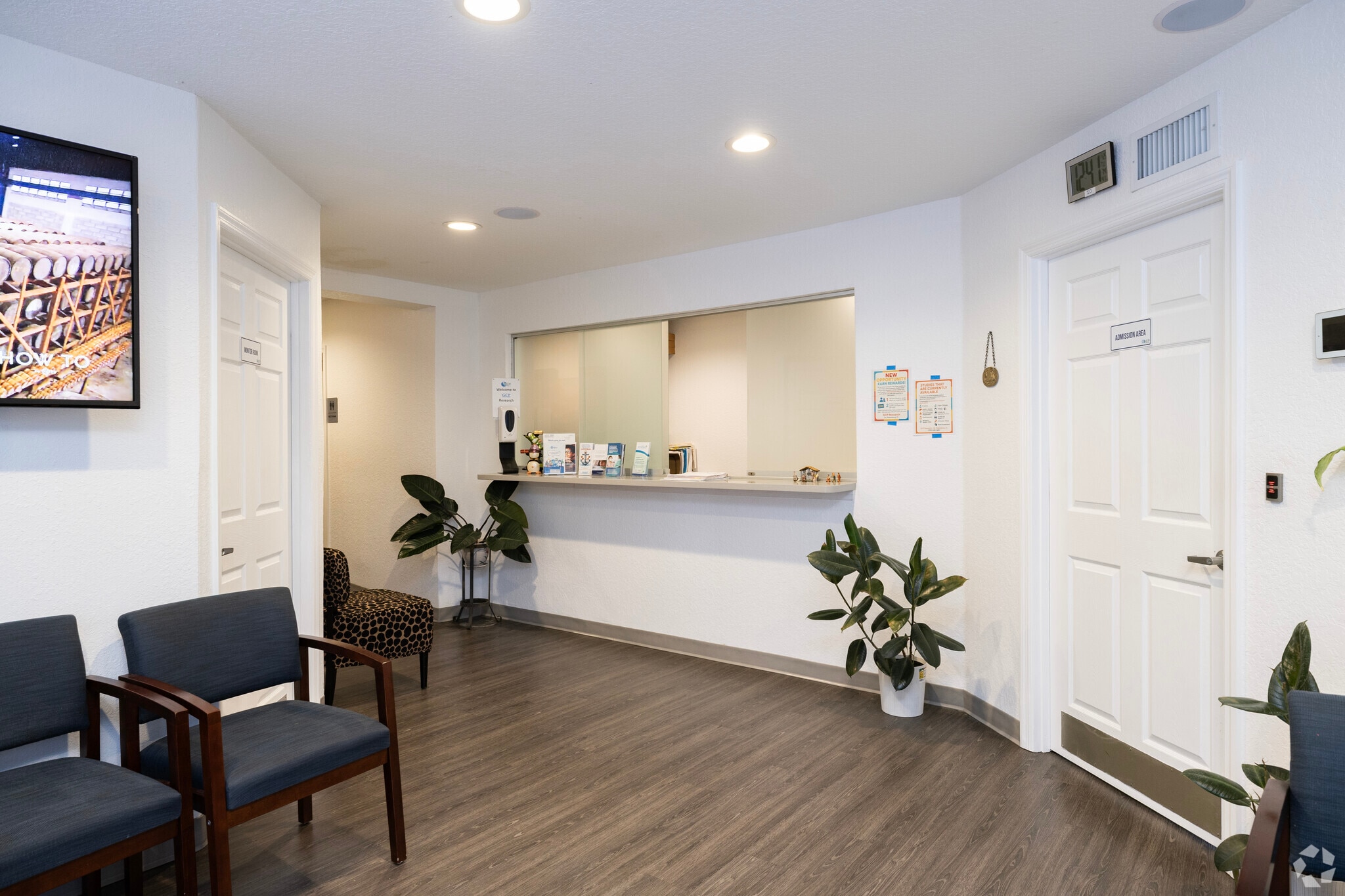 400 15th St N, Saint Petersburg, FL for lease Primary Photo- Image 1 of 28