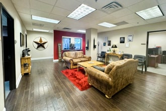 3700 Standridge Dr, The Colony, TX for lease Interior Photo- Image 2 of 8