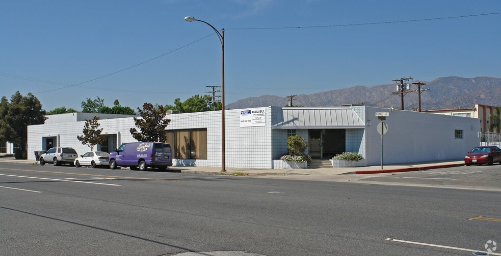 1801-1811 Victory Blvd, Glendale, CA for sale - Primary Photo - Image 1 of 1