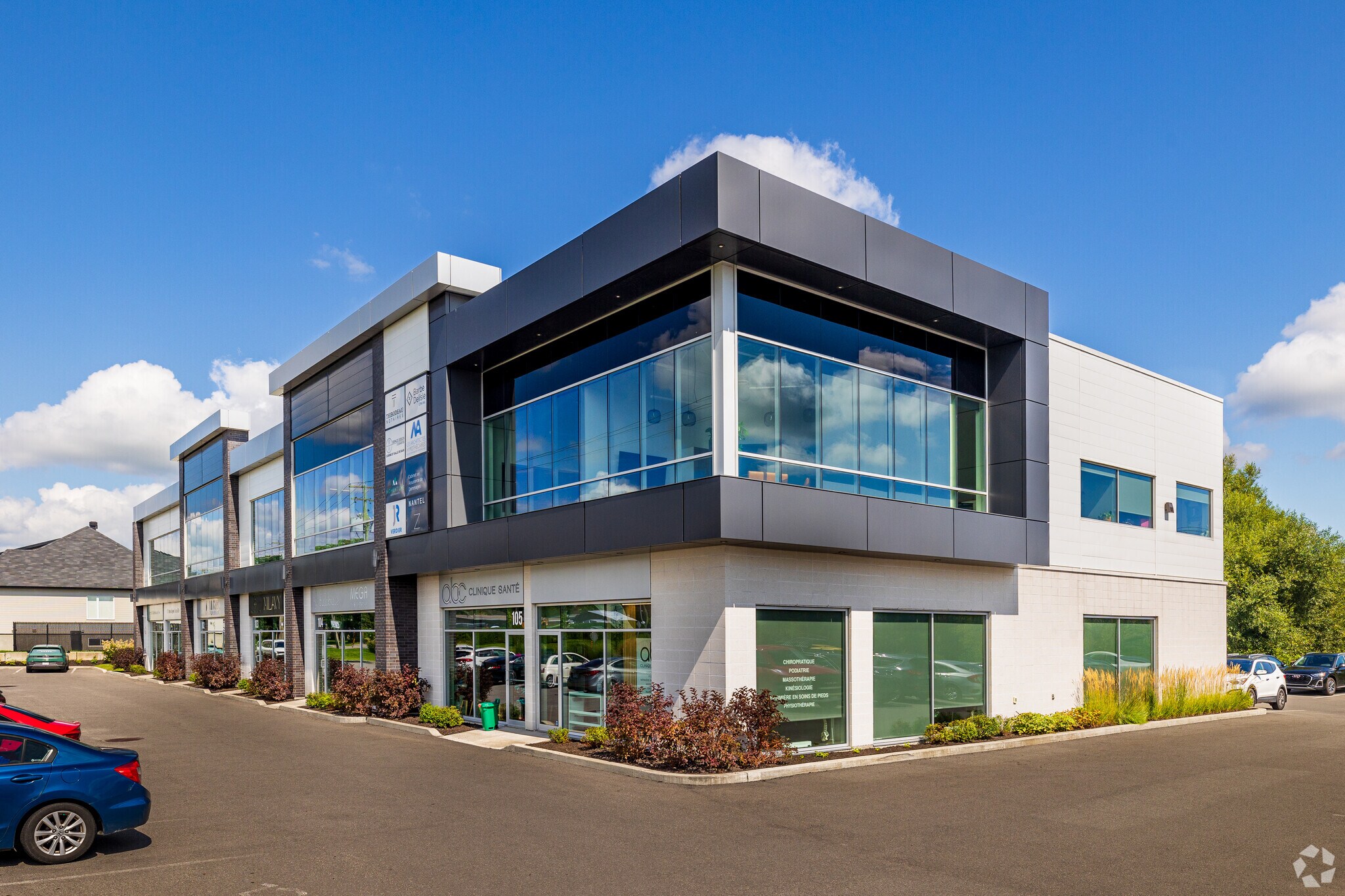 17390 Rue Victor, Mirabel, QC for sale Building Photo- Image 1 of 1