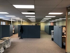 6111 Heisley Rd, Mentor, OH for lease Interior Photo- Image 2 of 2