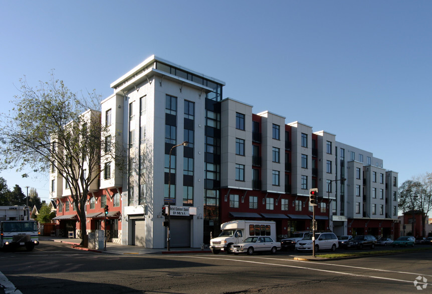 1356-1370 University Ave, Berkeley, CA for lease - Building Photo - Image 2 of 39