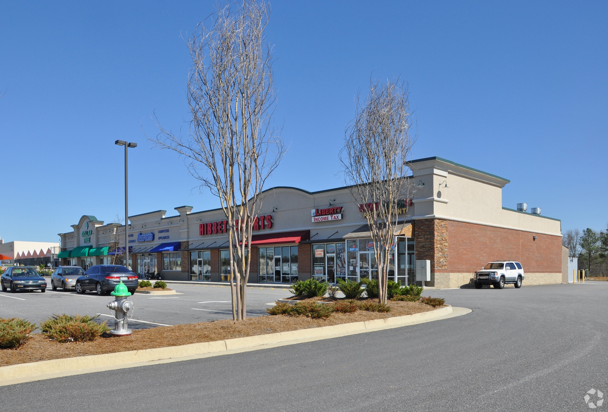 Monroe Crossing portfolio of 2 properties for sale on LoopNet.com Primary Photo- Image 1 of 3