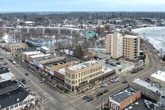 772 W Main St, Lake Geneva, WI - AERIAL  map view