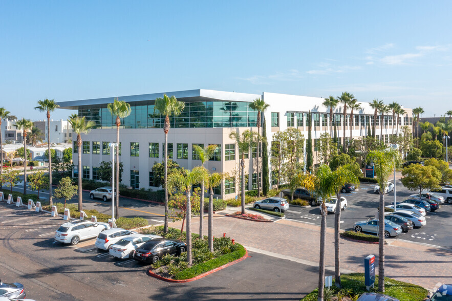 500 Superior Ave, Newport Beach, CA for sale - Building Photo - Image 1 of 1