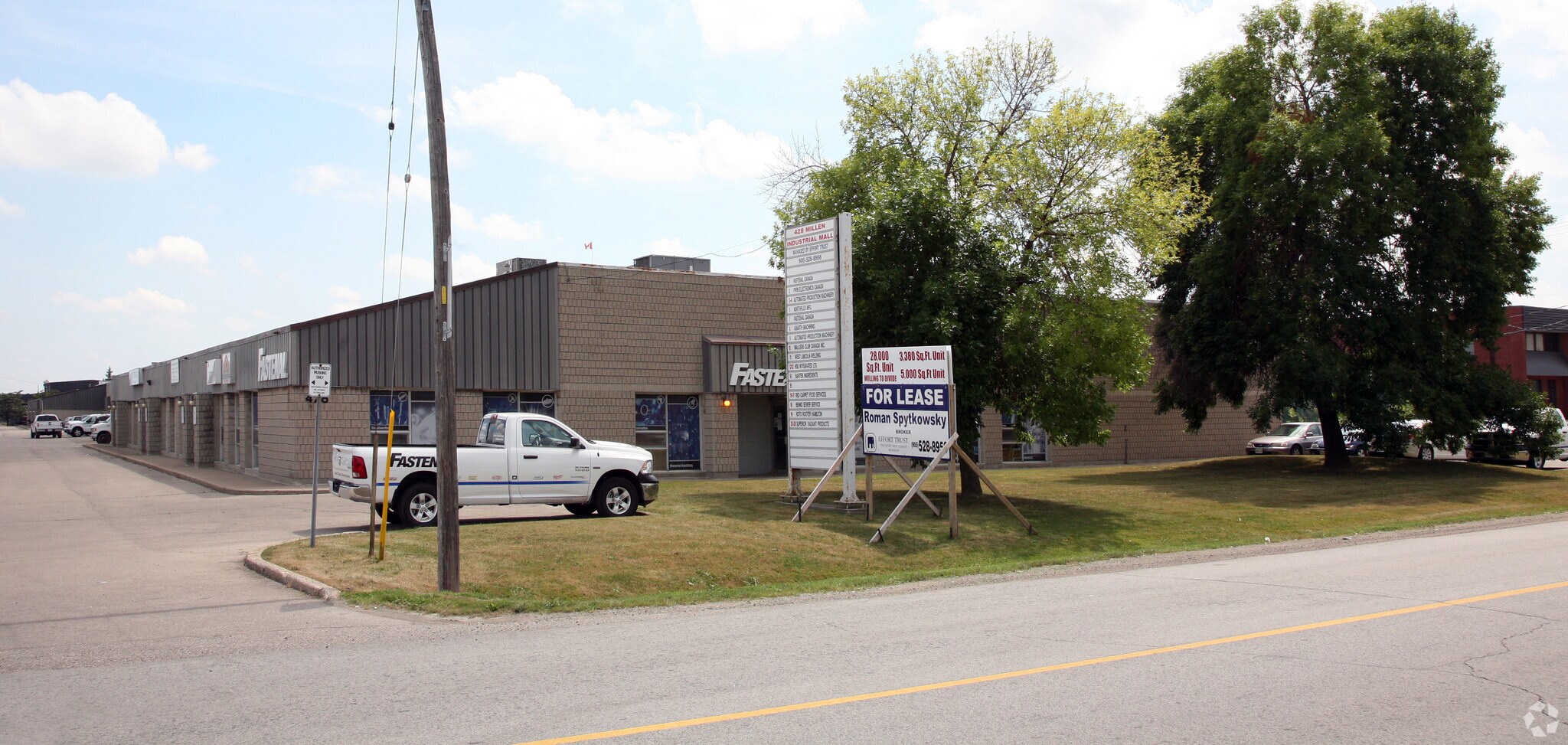 428 Millen Rd, Stoney Creek, ON L8E 3N9