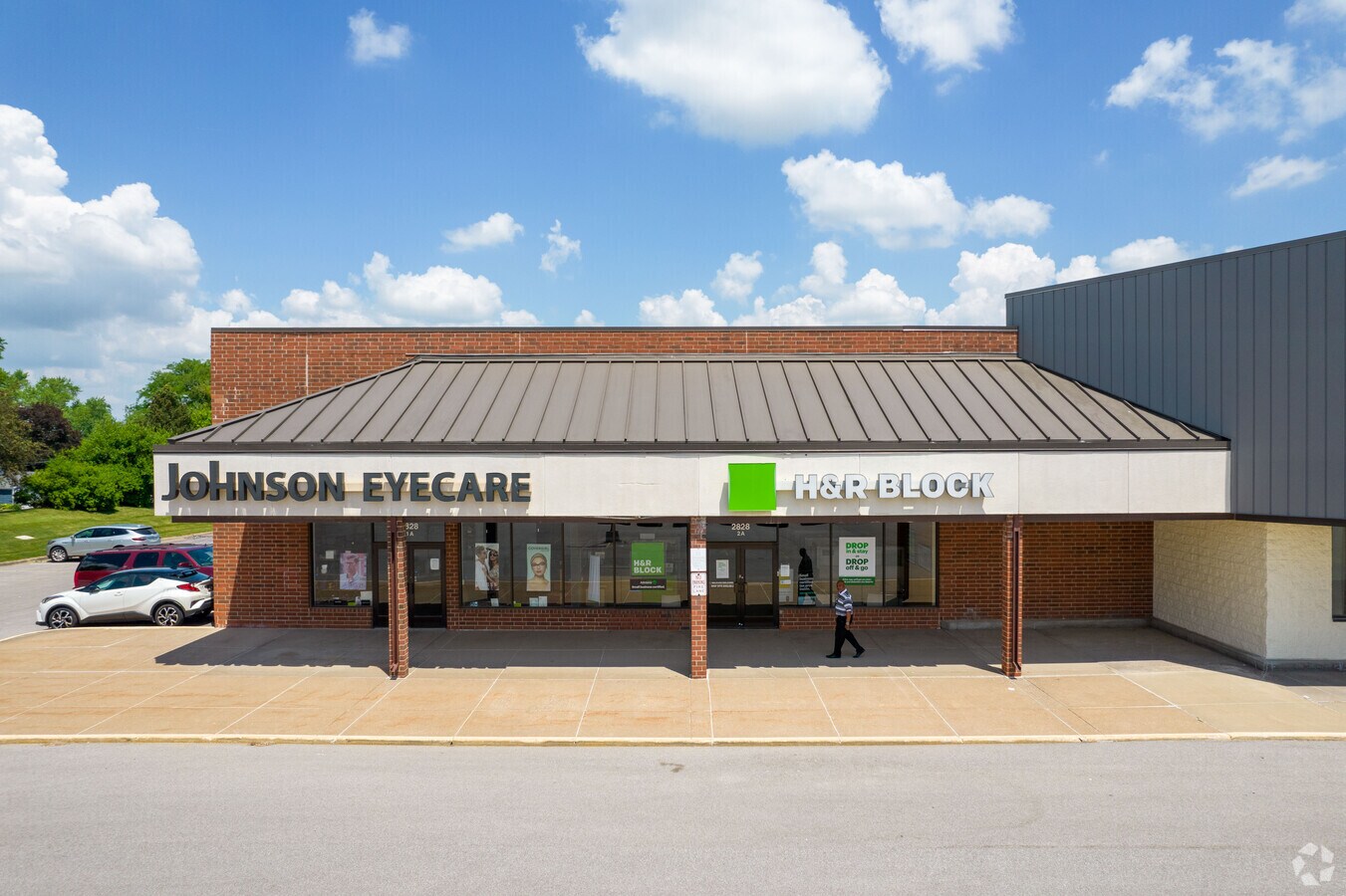 2820 W Locust St, Davenport, IA 52804