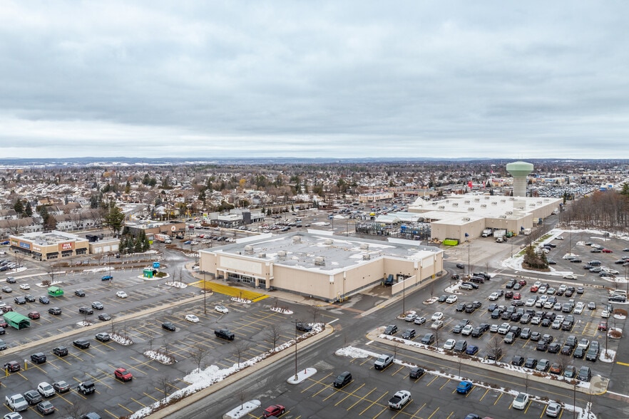 RioCan Centre Belcourt - Commercial Real Estate