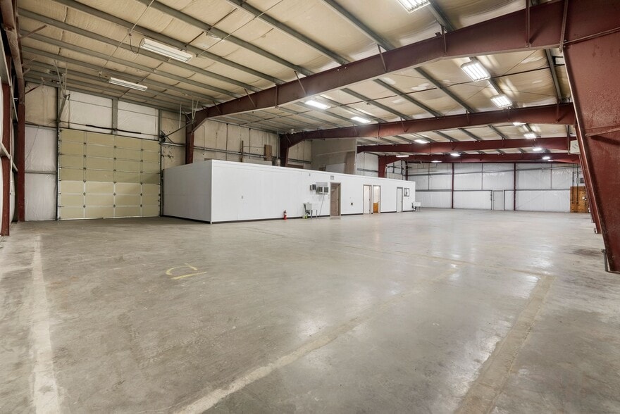 80 E Wilbur Ave, Coeur d'Alene, ID for lease - Building Photo - Image 3 of 36