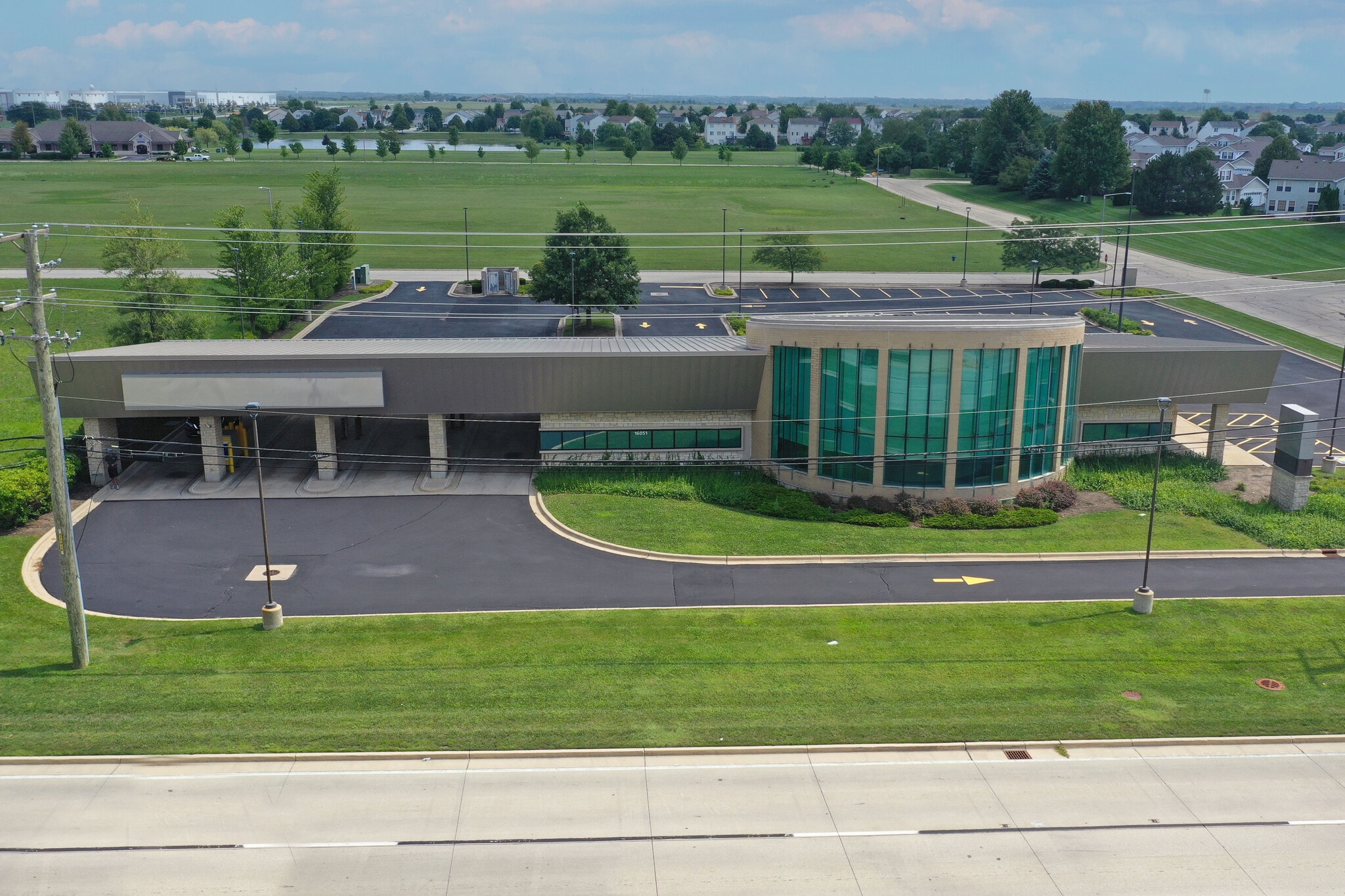 16051 Weber Rd, Crest Hill, IL for lease Building Photo- Image 1 of 7