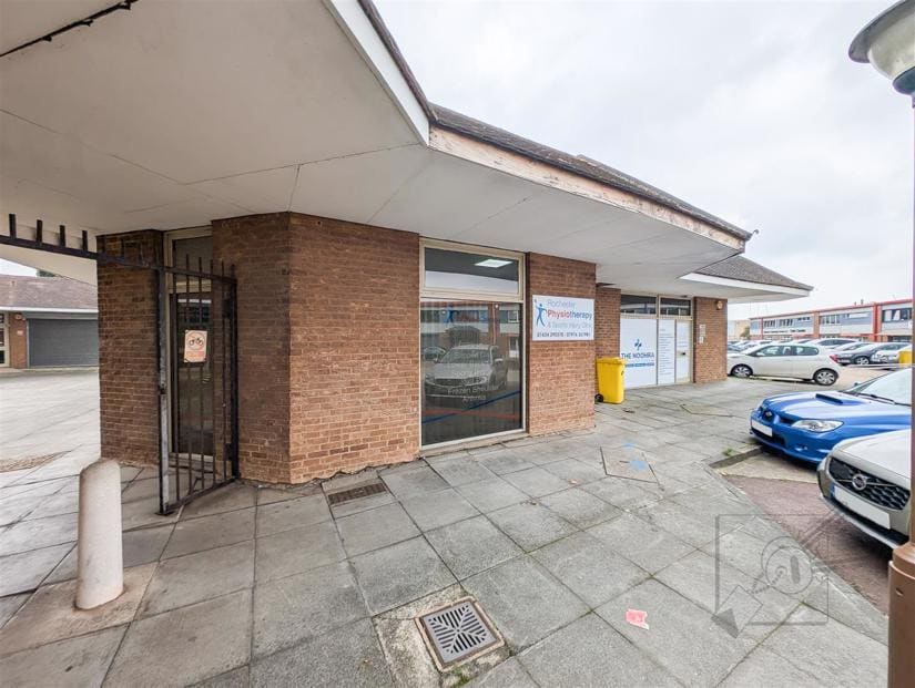 Sir Thomas Longley Rd, Rochester for lease Building Photo- Image 1 of 5
