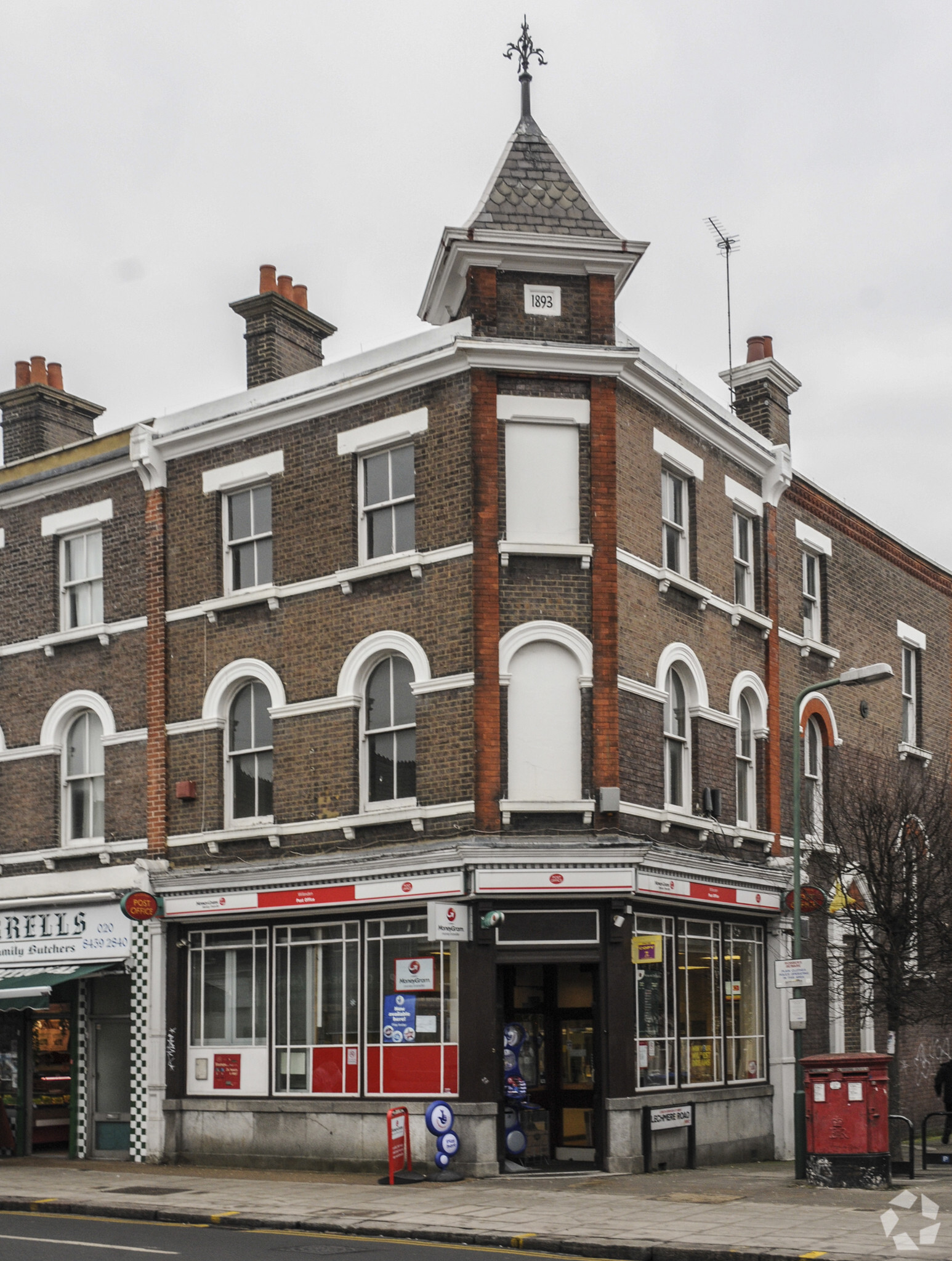 78 High Rd, London for lease Primary Photo- Image 1 of 5