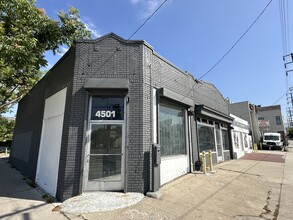 4501 Eagle Rock Blvd, Los Angeles, CA for lease Building Photo- Image 2 of 8