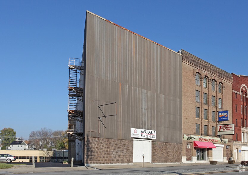 2331 Gilbert Ave, Cincinnati, OH for sale - Primary Photo - Image 1 of 1