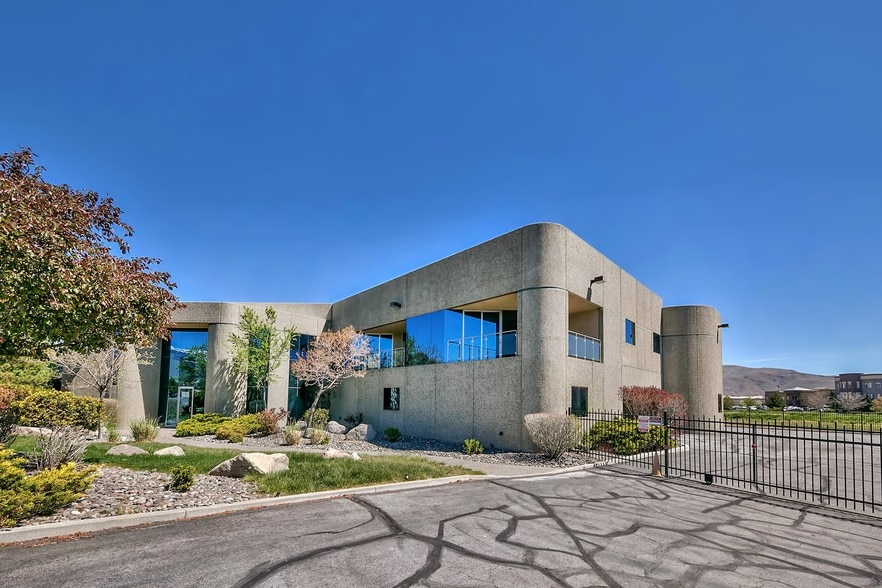 9550 Gateway Dr, Reno, NV for sale - Building Photo - Image 1 of 1