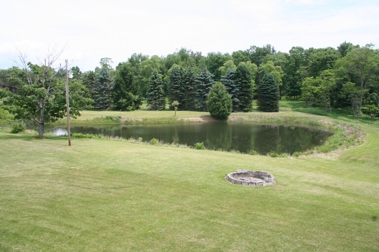 526 Viehdorfer Rd, Karthaus, PA for sale Primary Photo- Image 1 of 1