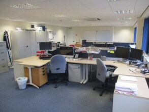 Highfield Rd, Oakley for lease Interior Photo- Image 1 of 2