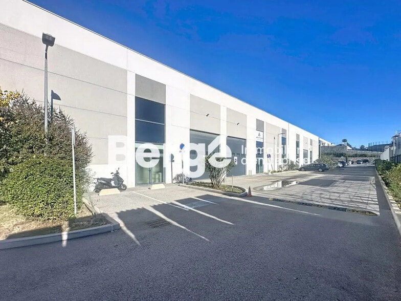 Industrial in Mougins for lease - Building Photo - Image 1 of 4