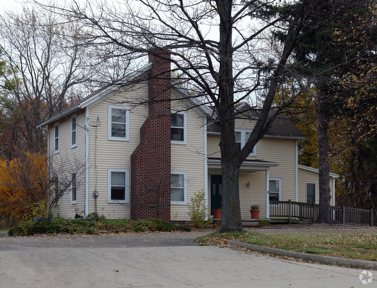 7008 Lewis Ave, Temperance, MI 48182